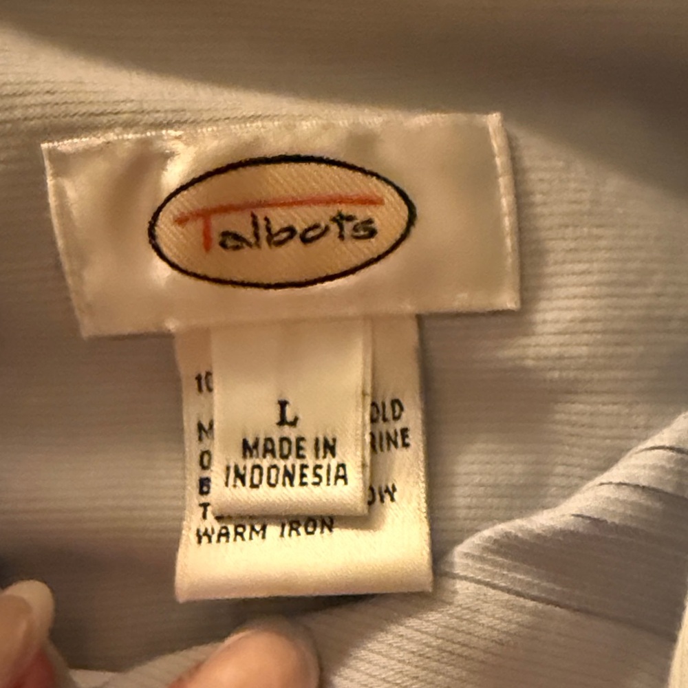 Talbots Women's Light Blue Blouse - Picture 3 of 3